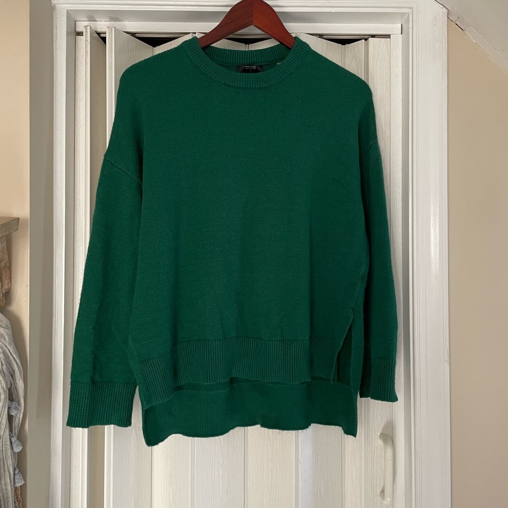Tahari Green High/Low Sweater